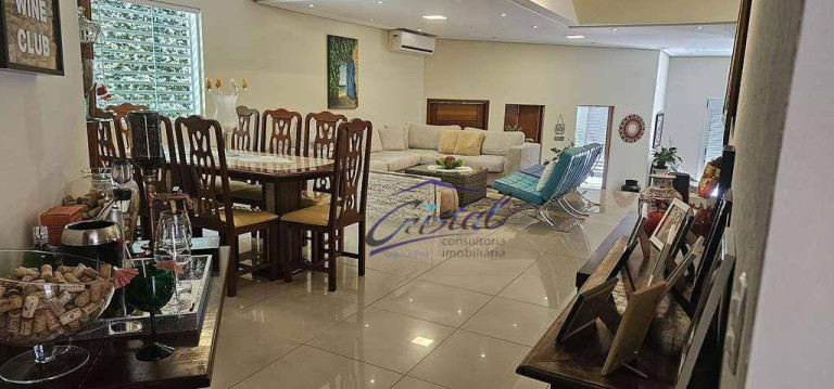 Imagem Casa com 3 Quartos à Venda, 358 m² em Granja Viana - Carapicuíba Imagem Casa com 3 Quartos à Venda, 358 m² em Granja Viana - Carapicuíba