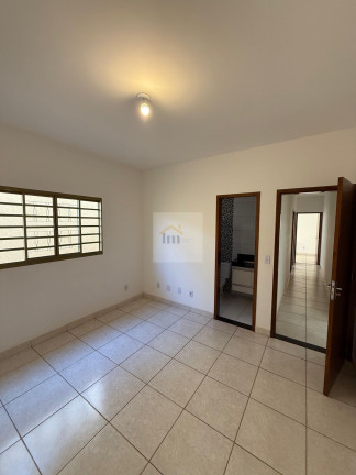 Imagem Casa com 3 Quartos à Venda, 161 m² em Residencial Barravento - Goiânia Imagem Casa com 3 Quartos à Venda, 161 m² em Residencial Barravento - Goiânia