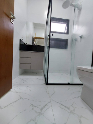 Imagem Casa com 3 Quartos à Venda, 250 m² em Caçapava Imagem Casa com 3 Quartos à Venda, 250 m² em Caçapava