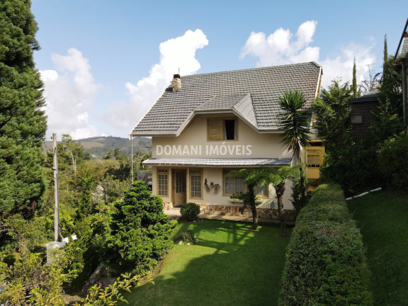 Imagem Casa com 4 Quartos à Venda, 226 m² em Região Do Alto Do Capivari - Campos Do Jordão Imagem Casa com 4 Quartos à Venda, 226 m² em Região Do Alto Do Capivari - Campos Do Jordão