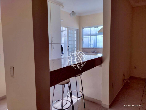 Imagem Casa com 2 Quartos à Venda, 123 m² em Nova Cerejeira - Atibaia Imagem Casa com 2 Quartos à Venda, 123 m² em Nova Cerejeira - Atibaia