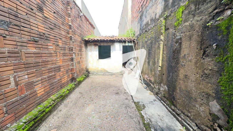 Imagem Casa com 5 Quartos à Venda, 211 m² em Centro - Fortaleza