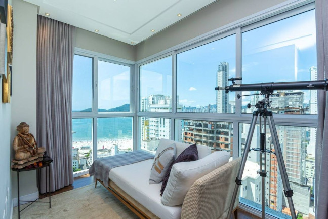 Imagem Cobertura com 3 Quartos à Venda, 222 m² em Pioneiros - Balneário Camboriú Imagem Cobertura com 3 Quartos à Venda, 222 m² em Pioneiros - Balneário Camboriú