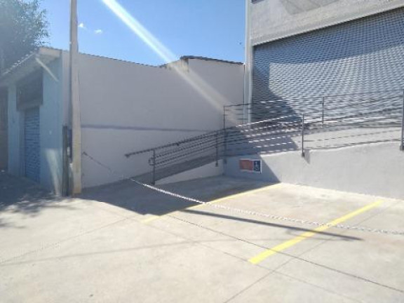 Imagem Imóvel com 1 Quarto para Alugar, 250 m² em Parque Rodrigo Barreto - Arujá