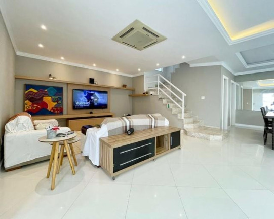 Imagem Casa com 5 Quartos à Venda, 300 m² em Recreio Dos Bandeirantes - Rio De Janeiro Imagem Casa com 5 Quartos à Venda, 300 m² em Recreio Dos Bandeirantes - Rio De Janeiro