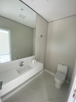 Imagem Casa com 4 Quartos à Venda, 232 m² em Fazenda Rodeio - Mogi Das Cruzes Imagem Casa com 4 Quartos à Venda, 232 m² em Fazenda Rodeio - Mogi Das Cruzes