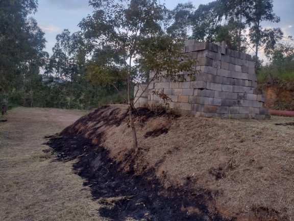 Imagem Terreno à Venda, 1.650 m² em Bairro Pau Arcado - Campo Limpo Paulista Imagem Terreno à Venda, 1.650 m² em Bairro Pau Arcado - Campo Limpo Paulista