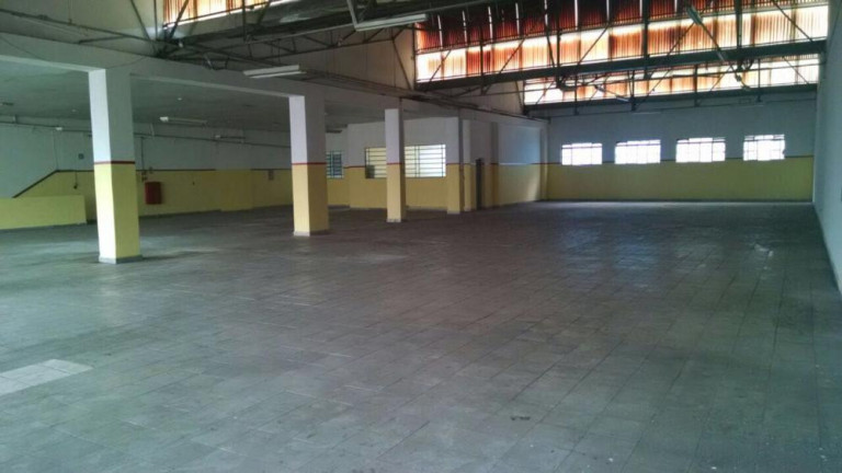 Imóvel Comercial para Alugar, 950 m² em Anália Franco - São Paulo