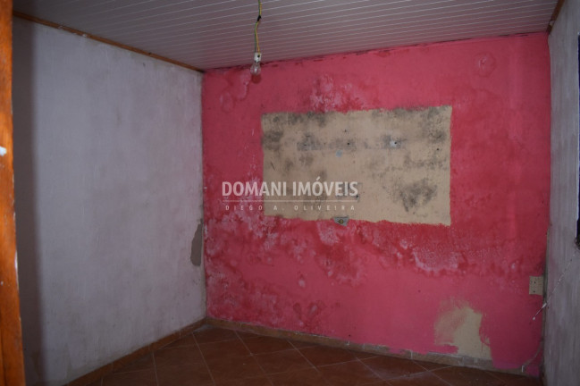 Imagem Casa com 2 Quartos à Venda, 175 m² em Região Da Abernéssia - Campos Do Jordão Imagem Casa com 2 Quartos à Venda, 175 m² em Região Da Abernéssia - Campos Do Jordão
