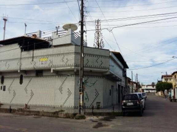Imagem Imóvel com 7 Quartos à Venda, 270 m² em Serrinha - Fortaleza Imagem Imóvel com 7 Quartos à Venda, 270 m² em Serrinha - Fortaleza