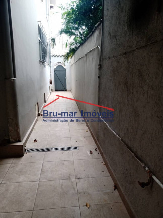 Imagem Sobrado com 3 Quartos à Venda, 176 m² em Boqueirão - Santos Imagem Sobrado com 3 Quartos à Venda, 176 m² em Boqueirão - Santos