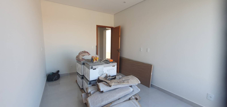 Imagem Casa de Condomínio com 3 Quartos à Venda, 160 m² em Cajuru Do Sul - Sorocaba
