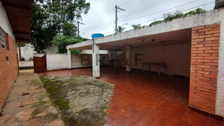 Imagem Casa com 4 Quartos à Venda, 250 m² em Interlagos - São Paulo Imagem Casa com 4 Quartos à Venda, 250 m² em Interlagos - São Paulo