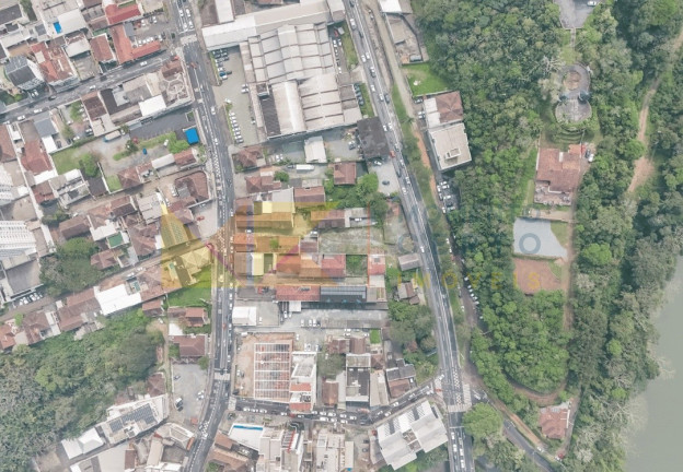 Imagem Imóvel à Venda, 1.402 m² em Victor Konder - Blumenau Imagem Imóvel à Venda, 1.402 m² em Victor Konder - Blumenau