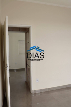 Imagem Casa com 3 Quartos à Venda, 178 m² em Jardim Roberto Selmi Dei - Araraquara Imagem Casa com 3 Quartos à Venda, 178 m² em Jardim Roberto Selmi Dei - Araraquara
