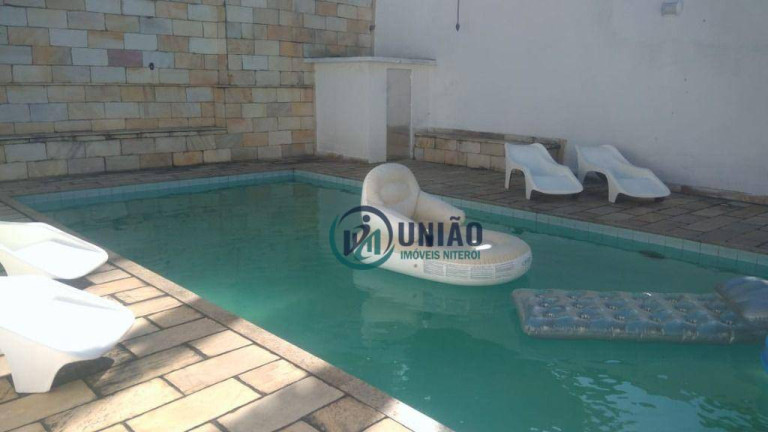 Imagem Casa com 6 Quartos à Venda, 700 m² em Fonseca - Niterói