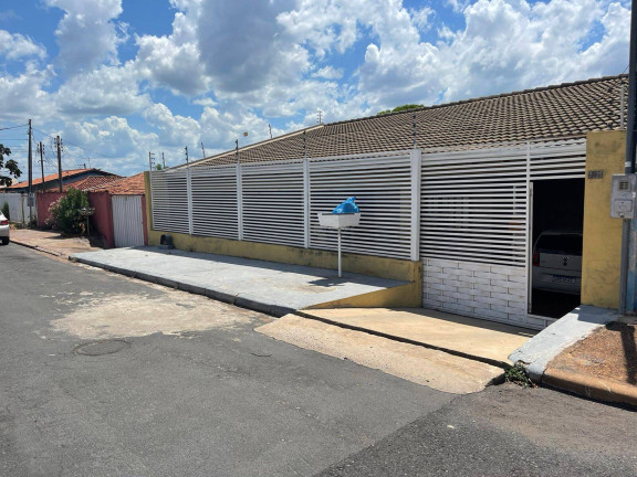 Imagem Casa com 3 Quartos à Venda, 300 m² em Morada Da Serra - Cuiabá Imagem Casa com 3 Quartos à Venda, 300 m² em Morada Da Serra - Cuiabá