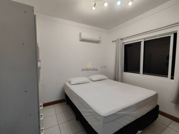 Imagem Apartamento com 4 Quartos para Temporada, 180 m² em Meia Praia - Itapema Imagem Apartamento com 4 Quartos para Temporada, 180 m² em Meia Praia - Itapema