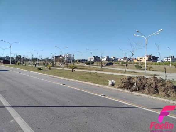 Casa com 3 Quartos à Venda, 140 m² em Campeche - Florianópolis