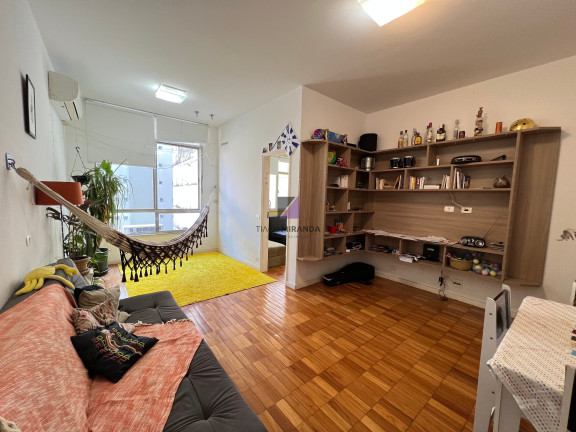 Imagem Imóvel com 3 Quartos à Venda, 95 m² em Laranjeiras - Rio De Janeiro Imagem Imóvel com 3 Quartos à Venda, 95 m² em Laranjeiras - Rio De Janeiro