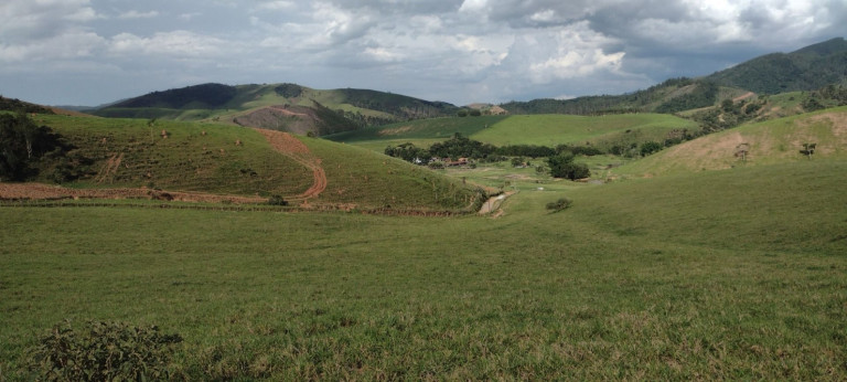 Imagem Fazenda à Venda, 100 m² em Parque Das Rosas - Roseira Imagem Fazenda à Venda, 100 m² em Parque Das Rosas - Roseira