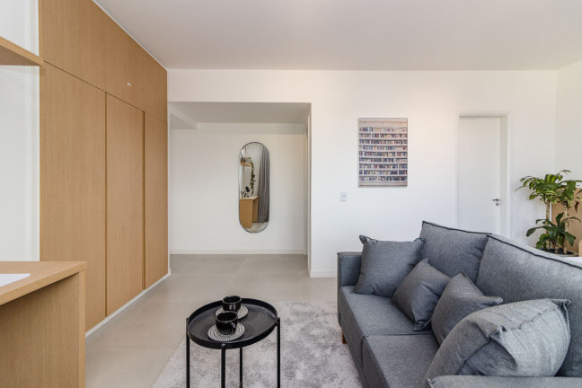 Imagem Imóvel com 1 Quarto à Venda, 32 m² em Centro Histórico - Porto Alegre Imagem Imóvel com 1 Quarto à Venda, 32 m² em Centro Histórico - Porto Alegre