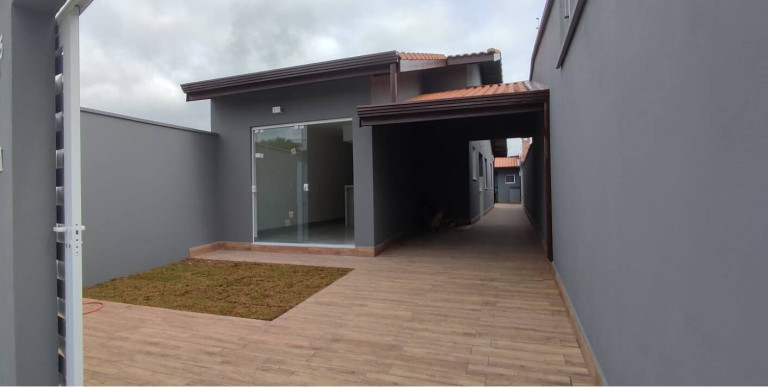 Imagem Casa com 2 Quartos à Venda, 180 m² em Estância Dos Eucaliptos - Peruíbe Imagem Casa com 2 Quartos à Venda, 180 m² em Estância Dos Eucaliptos - Peruíbe