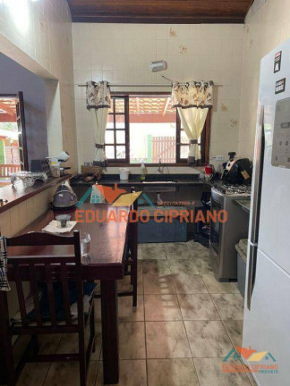 Imagem Casa com 3 Quartos à Venda, 160 m² em Jardim Capricórnio - Caraguatatuba
