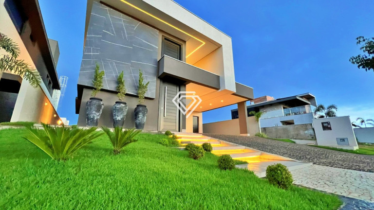 Casa de Condomínio com 3 Quartos à Venda, 194 m² em Plano Diretor Sul - Palmas