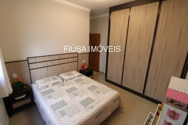 Imagem Casa com 3 Quartos à Venda, em Vila Do Golfe - Ribeirão Preto Imagem Casa com 3 Quartos à Venda, em Vila Do Golfe - Ribeirão Preto