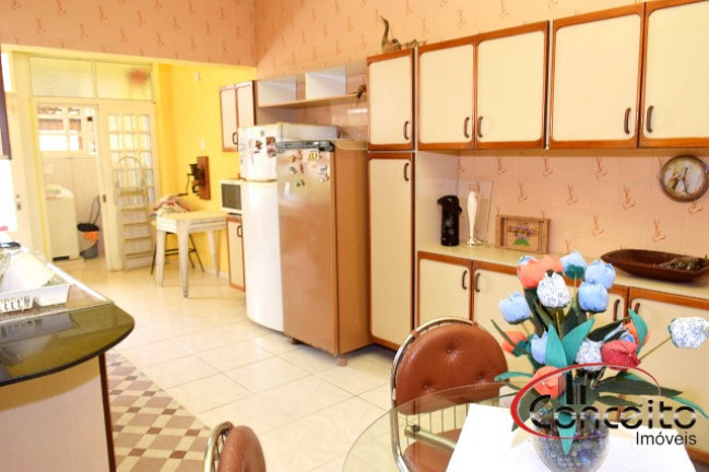Imagem Casa com 9 Quartos à Venda, 420 m² em Jardim Samambaia - Ubatuba Imagem Casa com 9 Quartos à Venda, 420 m² em Jardim Samambaia - Ubatuba