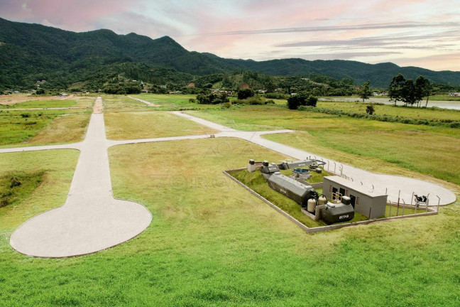 Imagem Terreno à Venda, 200 m² em Sertão Do Trombudo - Itapema