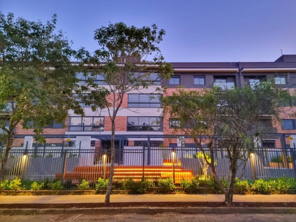 Imagem Apartamento com 3 Quartos à Venda, 193 m² em Três Figueiras - Porto Alegre Imagem Apartamento com 3 Quartos à Venda, 193 m² em Três Figueiras - Porto Alegre