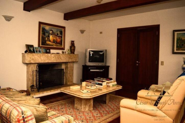 Imagem Casa com 5 Quartos à Venda, 300 m² em Alto Da Boa Vista - Campos Do Jordão Imagem Casa com 5 Quartos à Venda, 300 m² em Alto Da Boa Vista - Campos Do Jordão
