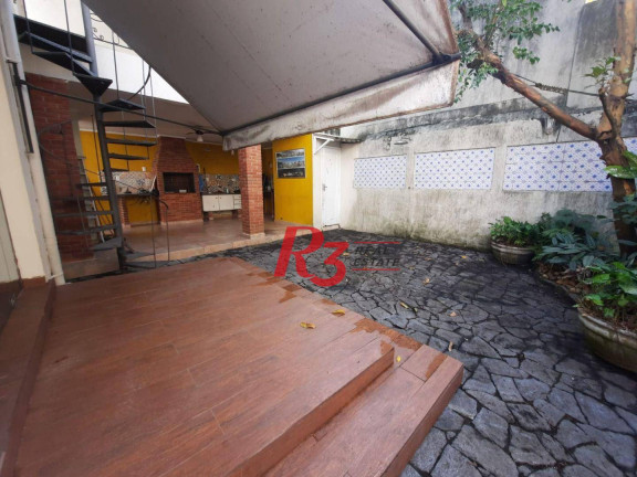 Imagem Casa com 5 Quartos à Venda, 300 m² em Gonzaga - Santos Imagem Casa com 5 Quartos à Venda, 300 m² em Gonzaga - Santos