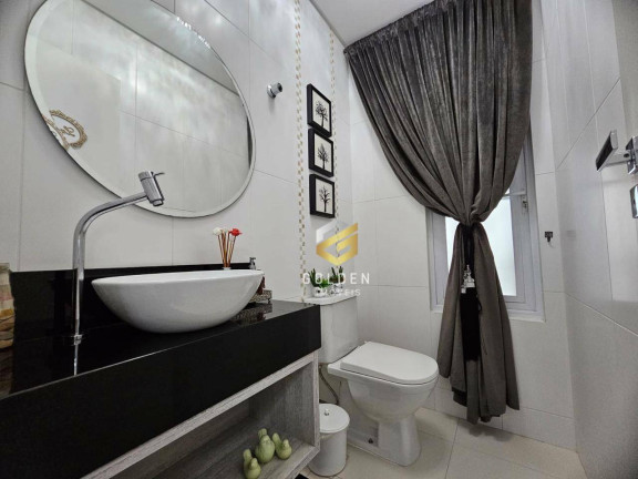 Imagem Apartamento com 3 Quartos à Venda, 121 m² em Centro - Balneário Camboriú Imagem Apartamento com 3 Quartos à Venda, 121 m² em Centro - Balneário Camboriú