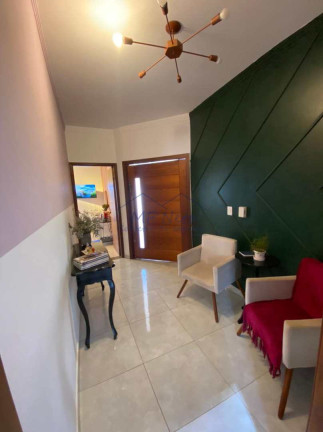 Imagem Casa com 3 Quartos à Venda, 540 m² em Vila Pinheiro - Pirassununga Imagem Casa com 3 Quartos à Venda, 540 m² em Vila Pinheiro - Pirassununga