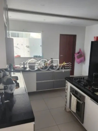 Imagem Casa com 4 Quartos à Venda, 330 m² em Centro - Barra Dos Coqueiros Imagem Casa com 4 Quartos à Venda, 330 m² em Centro - Barra Dos Coqueiros