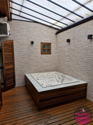 Casa com 2 Quartos à Venda, 117 m² em Centro - Ubatuba