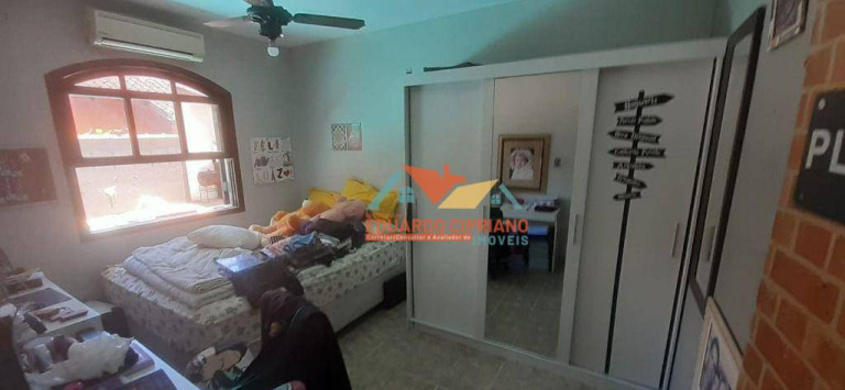 Imagem Casa com 3 Quartos à Venda, 180 m² em Massaguaçu - Caraguatatuba