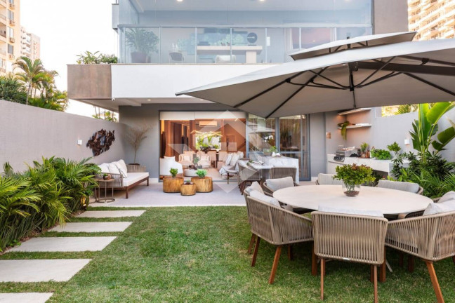 Imagem Casa com 3 Quartos à Venda, 338 m² em Barra Da Tijuca - Rio De Janeiro Imagem Casa com 3 Quartos à Venda, 338 m² em Barra Da Tijuca - Rio De Janeiro