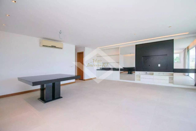Imagem Apartamento com 4 Quartos à Venda, 271 m² em Charitas - Niterói Imagem Apartamento com 4 Quartos à Venda, 271 m² em Charitas - Niterói