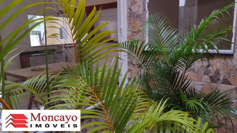 Imagem Casa com 4 Quartos à Venda, 321 m² em Centro - Caraguatatuba Imagem Casa com 4 Quartos à Venda, 321 m² em Centro - Caraguatatuba