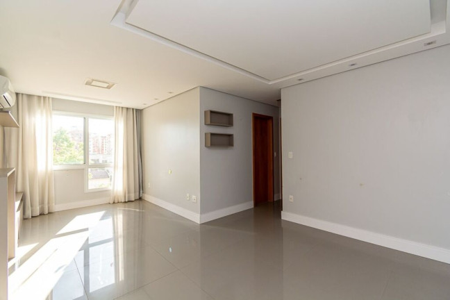 Imagem Imóvel com 2 Quartos à Venda, 61 m² em Cristo Redentor - Porto Alegre Imagem Imóvel com 2 Quartos à Venda, 61 m² em Cristo Redentor - Porto Alegre