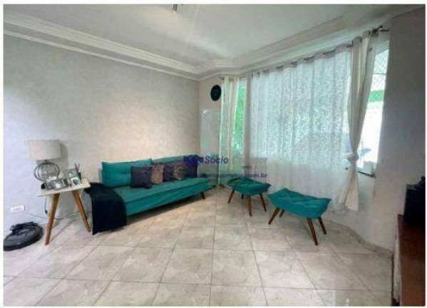 Imagem Sobrado com 3 Quartos à Venda, 210 m² em Vila Galvão - Guarulhos Imagem Sobrado com 3 Quartos à Venda, 210 m² em Vila Galvão - Guarulhos