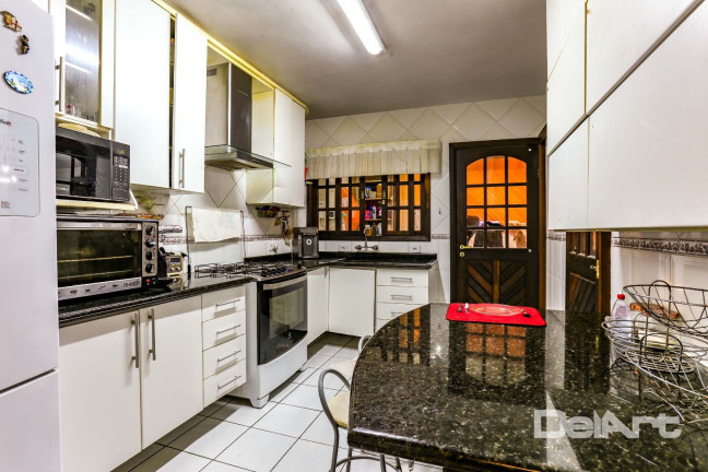 Imagem Sobrado com 4 Quartos à Venda, 221 m² em Jardim Das Américas - Curitiba Imagem Sobrado com 4 Quartos à Venda, 221 m² em Jardim Das Américas - Curitiba