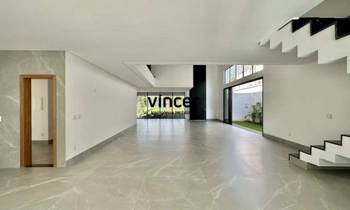 Imagem Casa com 5 Quartos à Venda, 450 m² em Jardins Atenas - Goiânia Imagem Casa com 5 Quartos à Venda, 450 m² em Jardins Atenas - Goiânia