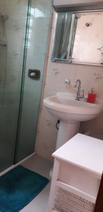 Casa com 3 Quartos à Venda,  em Taboão - Diadema