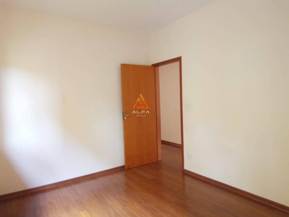 Imagem Casa com 3 Quartos à Venda, 185 m² Imagem Casa com 3 Quartos à Venda, 185 m²