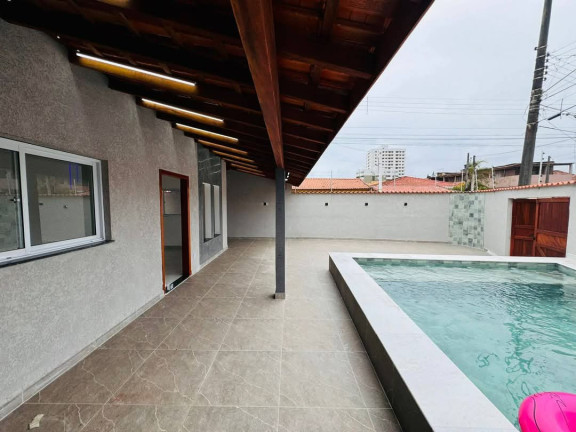 Imagem Casa com 3 Quartos à Venda, em Itanhaém Imagem Casa com 3 Quartos à Venda, em Itanhaém